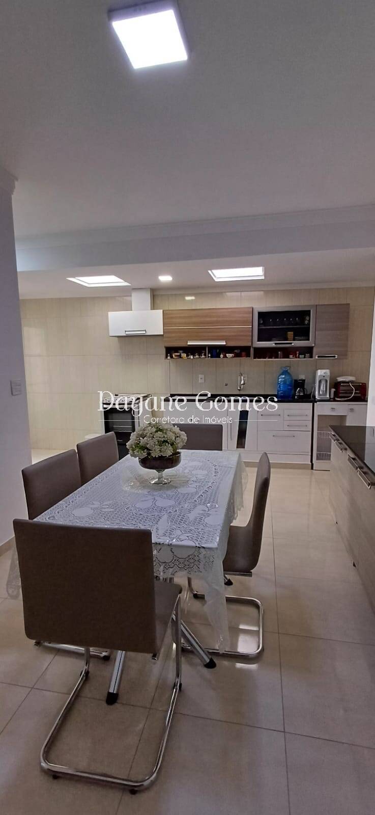 Casa à venda com 2 quartos, 128m² - Foto 27