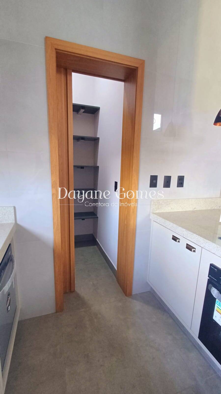 Casa à venda com 3 quartos, 206m² - Foto 13