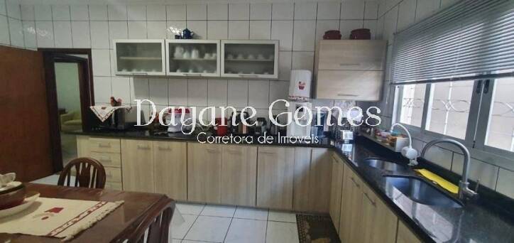 Casa de Condomínio à venda com 4 quartos, 285m² - Foto 19