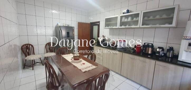 Casa de Condomínio à venda com 4 quartos, 285m² - Foto 20